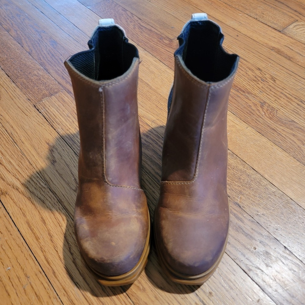 Sorel Joan Of Arctic Wedge lll Chelsea Boots Brown White Black Women's Size 6.5